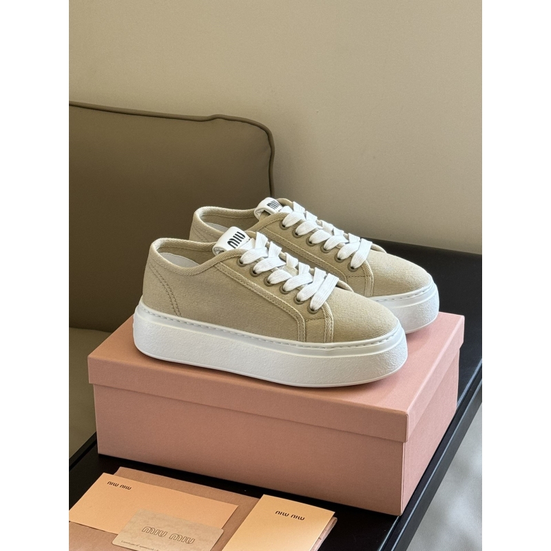 Miu Miu Casual Shoes